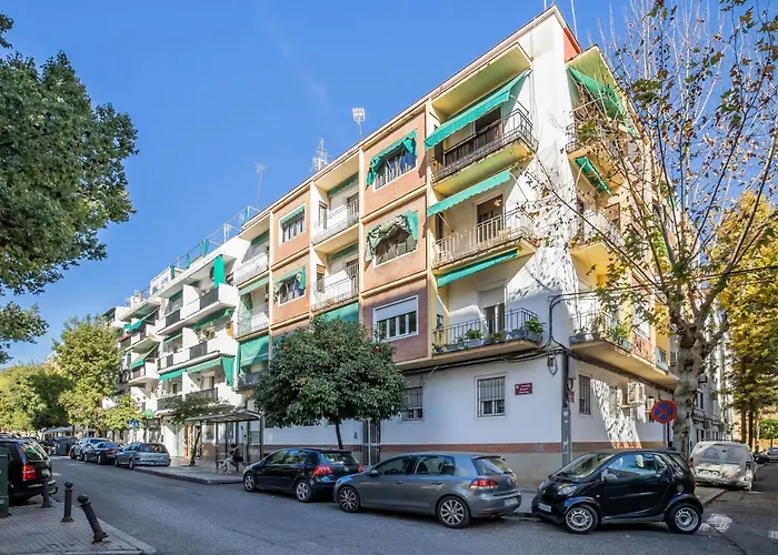 Fleming, Comodo Apartamento Junto Mezquita Y Juderia
